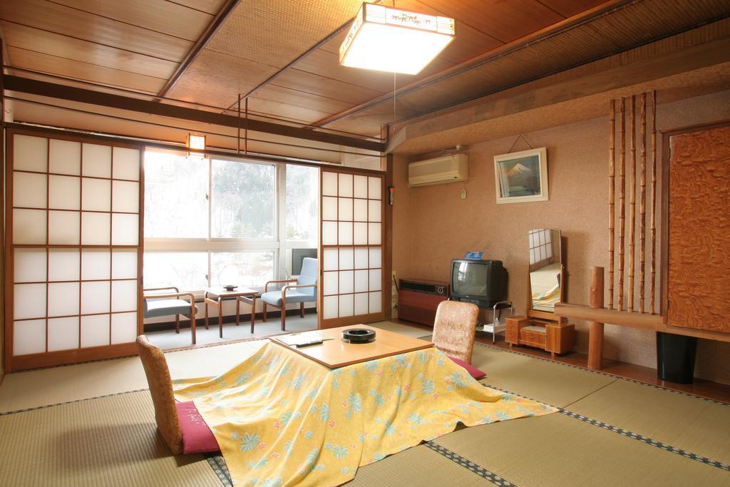 Yamadaya Hotel Fujikawaguchiko Bagian luar foto